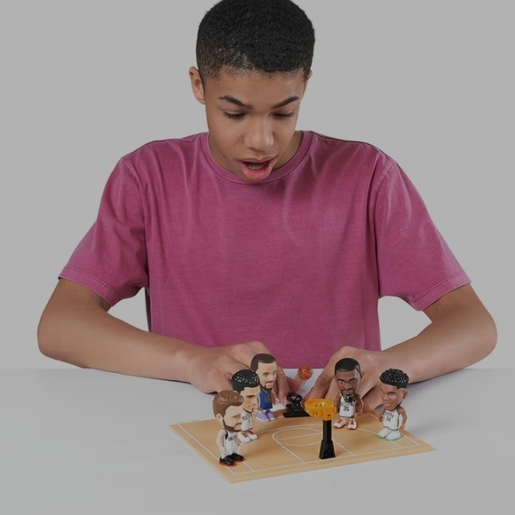 Zuru NBA Ballers Surprise Balls Set - Picture 14 of 16